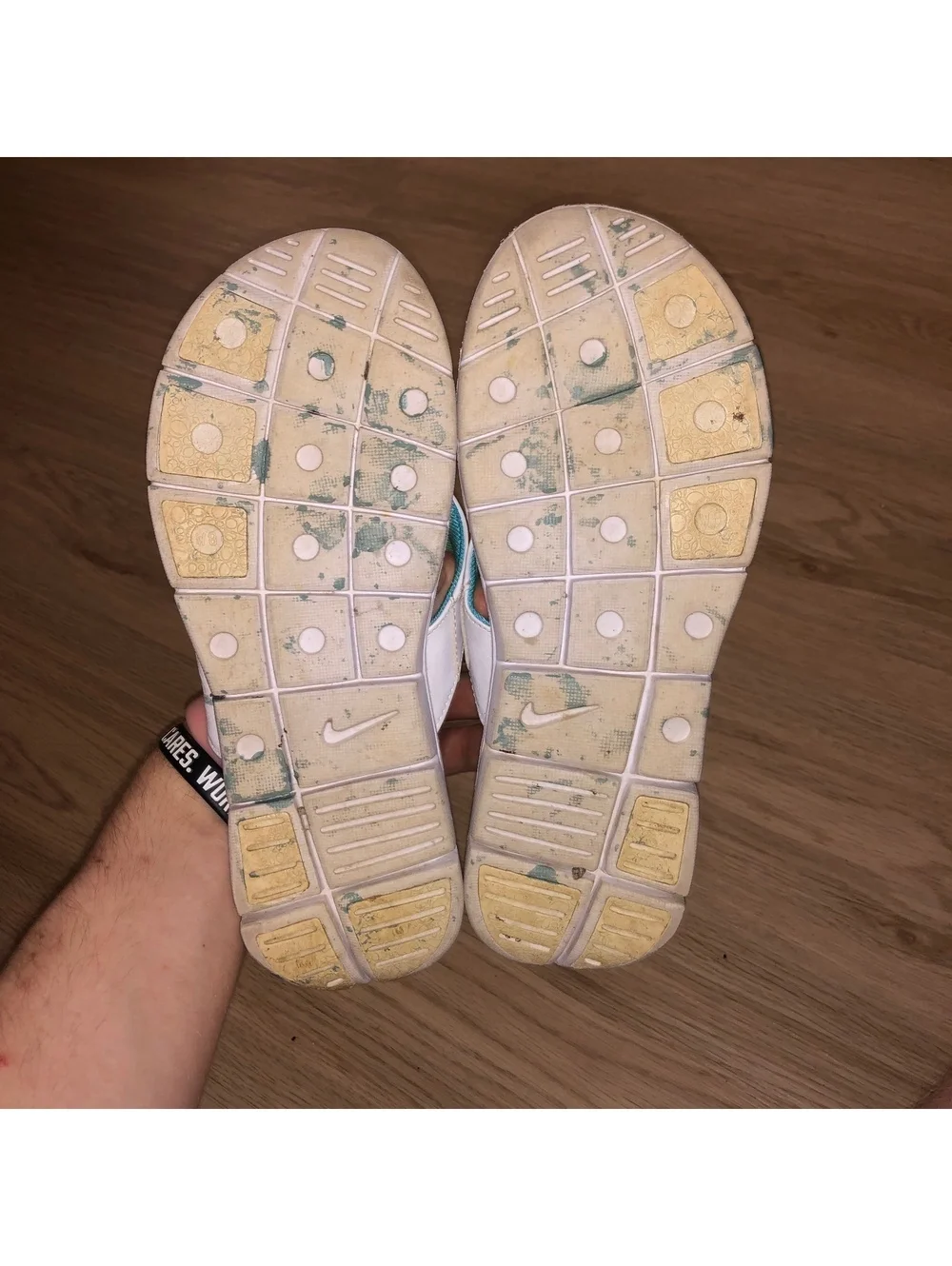NIKE COMFORT FOOTBED THONG FLIP FLOP SANDALS WOMENS SIZE 8 BLUE GREEN TEAL WHITE